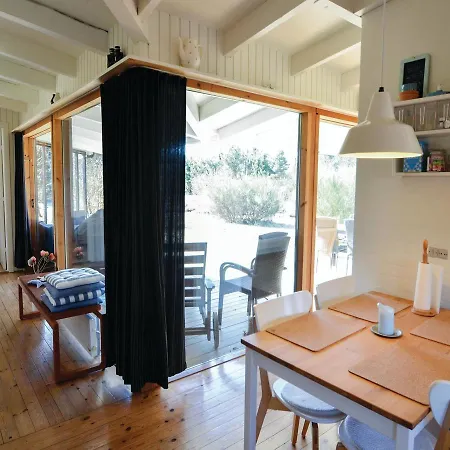 Three-bedroom Holiday In * Ebeltoft